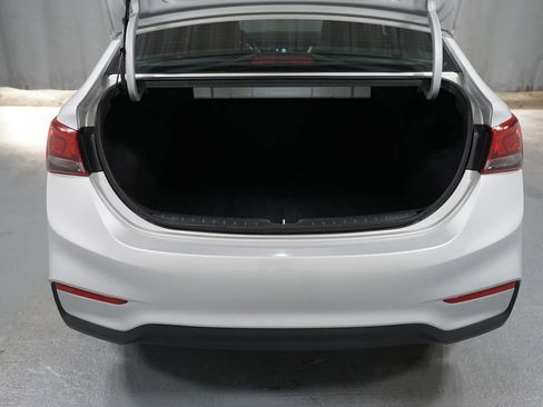 Used 2022 Hyundai Accent SE image 29