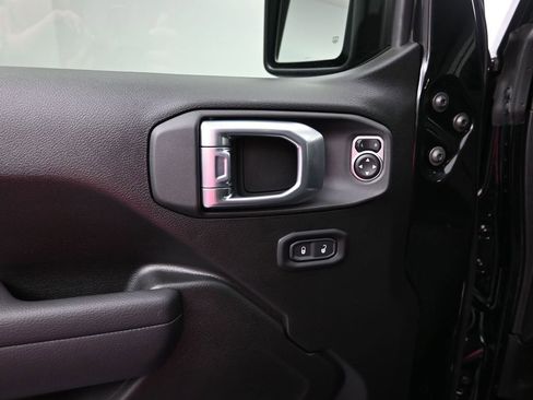 New 2026 Jeep Gladiator Sport AWD/4WD image 11