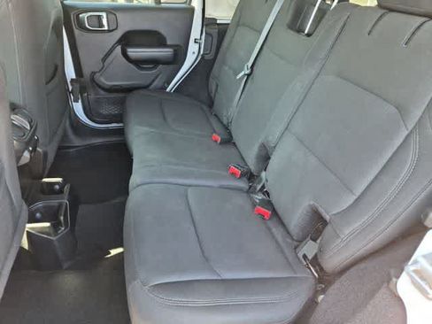 Certified 2018 Jeep Wrangler Unlimited Sport S AWD/4WD image 19