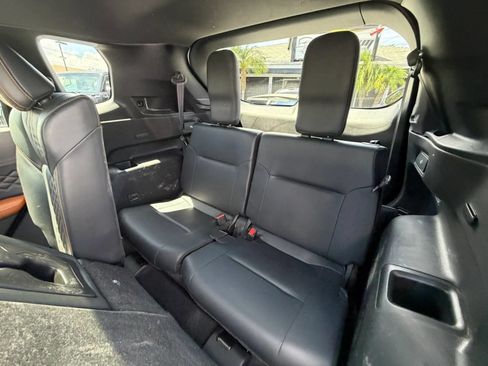 Used 2024 Mitsubishi Outlander SEL FWD image 32