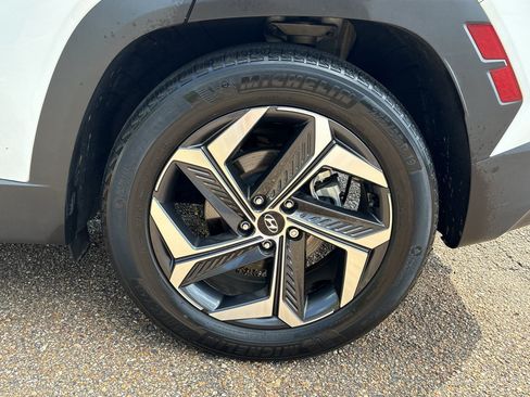 Used 2023 Hyundai Tucson Limited FWD image 33