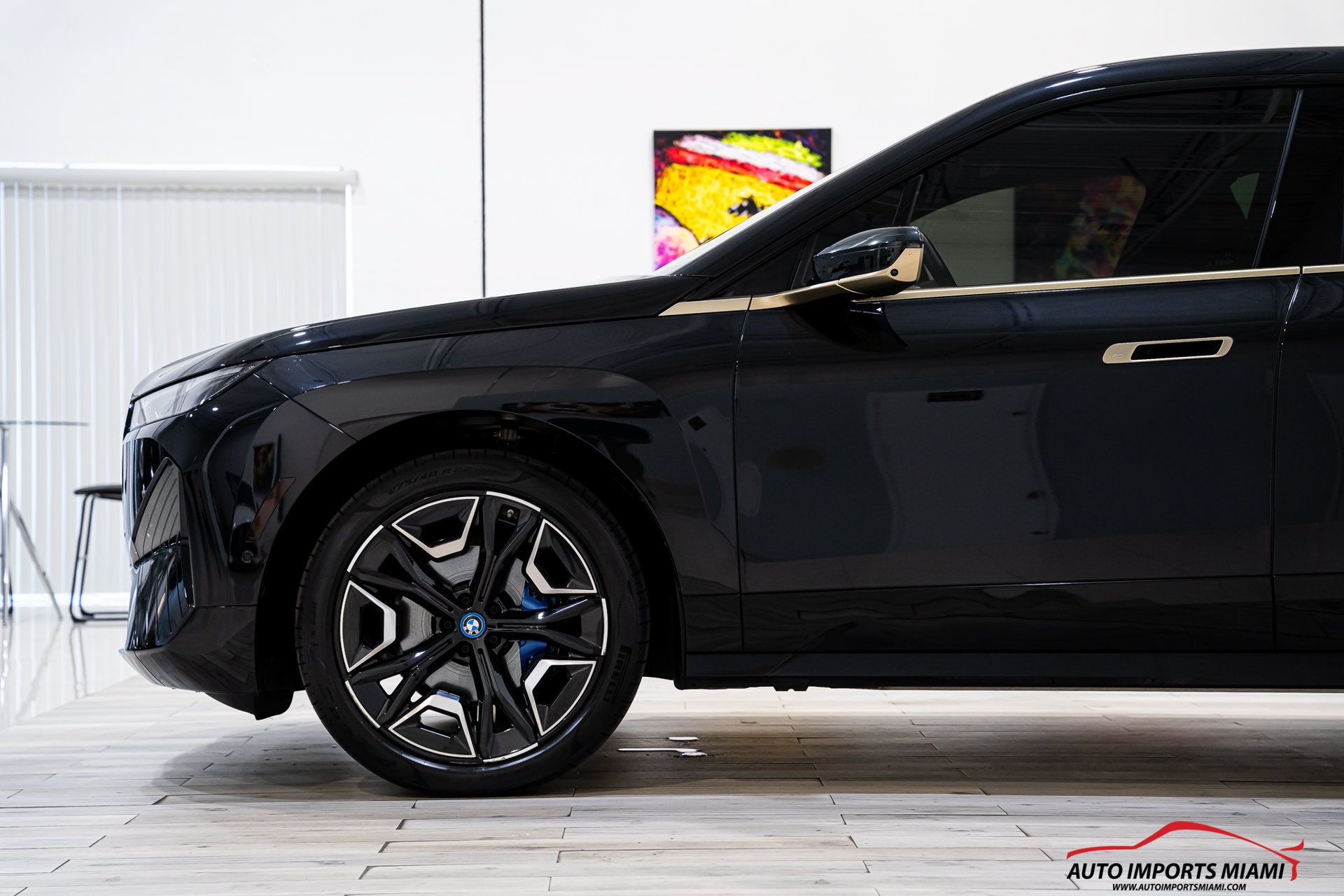 Used 2024 BMW iX xDrive50 w/ Sport Package AWD/4WD image 14