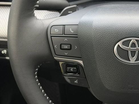 New 2026 Toyota Camry SE image 14