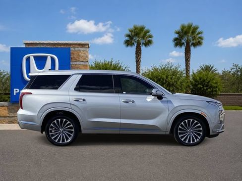 Used 2025 Hyundai Palisade Calligraphy AWD/4WD image 6