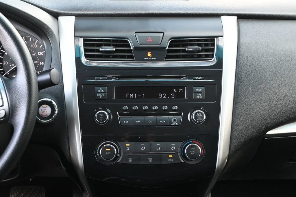 Used 2014 Nissan Altima 2.5 S FWD image 14