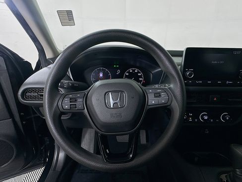 Used 2023 Honda HR-V LX image 8