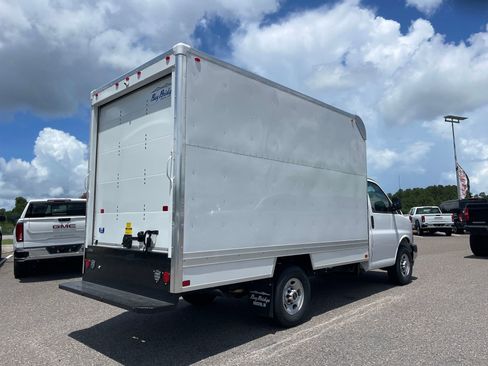 New 2025 GMC Savana 3500 1WT w/ Power Convenience Package image 52