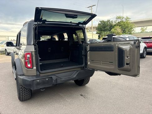 Used 2025 Ford Bronco Outer Banks AWD/4WD image 14