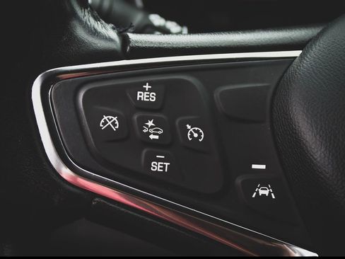 Used 2021 Chevrolet Equinox LT FWD image 10