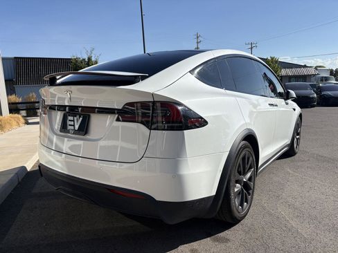 Used 2022 Tesla Model X AWD/4WD image 8
