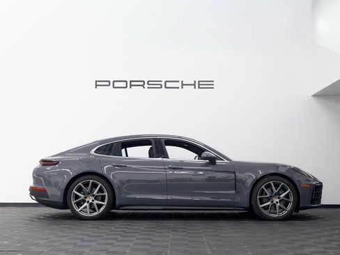 New 2025 Porsche Panamera 4 AWD/4WD image 8