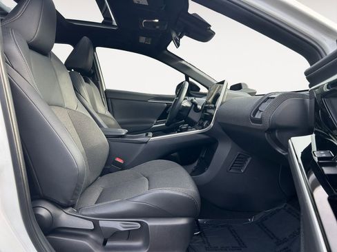 Used 2024 Toyota bZ4X XLE w/ Weather Package image 10