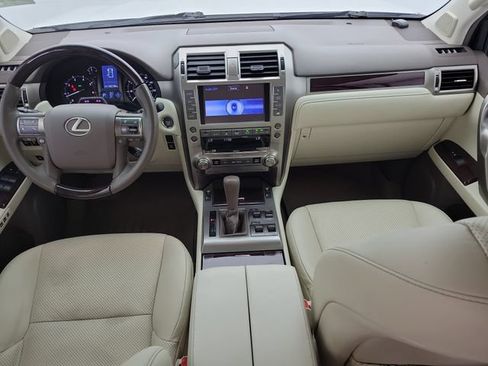 Used 2019 Lexus GX 460 Luxury AWD/4WD image 15