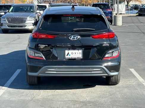 Used 2022 Hyundai Kona Limited w/ Cargo Package image 4