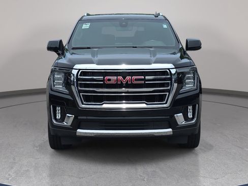 Used 2022 GMC Yukon XL SLT w/ SLT Luxury Package AWD/4WD image 2