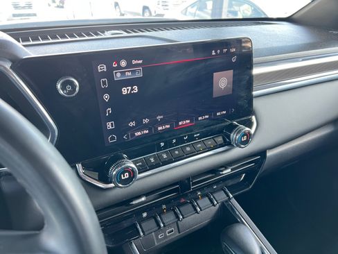 Used 2023 GMC Canyon Elevation w/ Convenience Package image 16