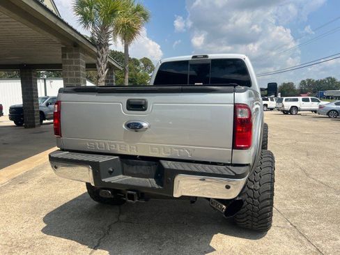 Used 2013 Ford F250 Lariat w/ Lariat Ultimate Pkg image 7