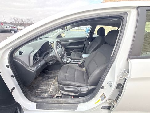 Used 2020 Hyundai Elantra Value Edition w/ Cargo Package (C1) image 10