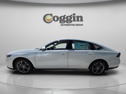 New 2025 Honda Accord EX-L image 2