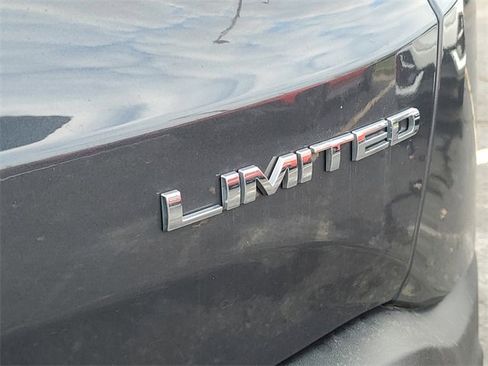 Used 2023 Jeep Renegade Limited image 28