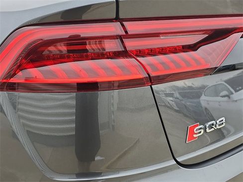 Used 2022 Audi SQ8 Prestige image 32