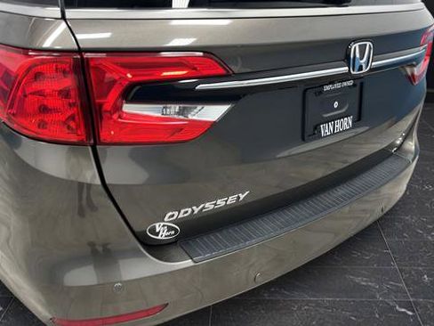 Used 2023 Honda Odyssey EX-L image 40
