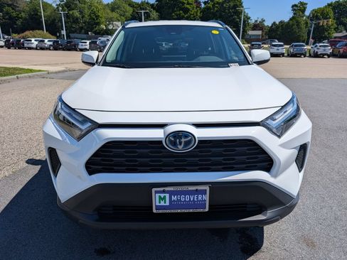 Used 2024 Toyota RAV4 LE AWD/4WD image 9