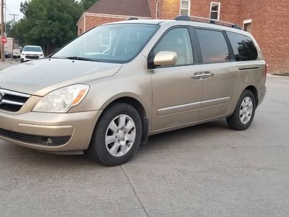 Used 2008 Hyundai Entourage Limited