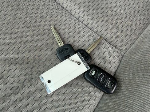 Used 2002 Toyota Camry LE image 40