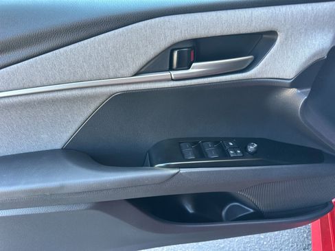 New 2026 Toyota Camry LE image 9