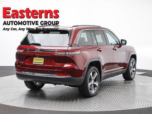 Used 2023 Jeep Grand Cherokee 4WD 4xe w/ Luxury Tech Group II image 5