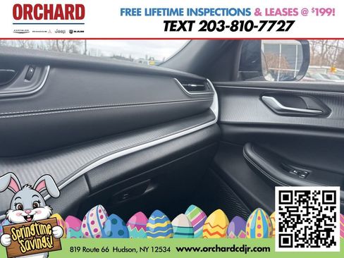 Used 2023 Jeep Grand Cherokee Altitude AWD/4WD image 39