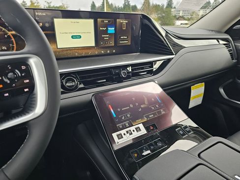 New 2026 INFINITI QX80 Luxe image 32