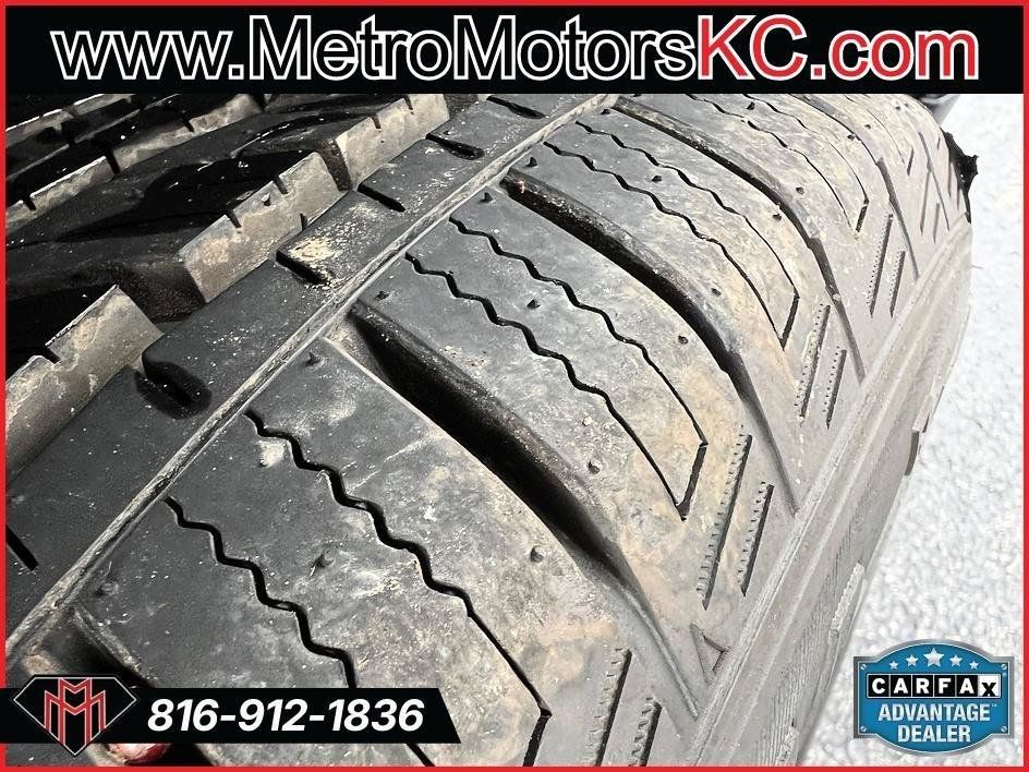 Used 2019 Jeep Compass Latitude FWD image 22
