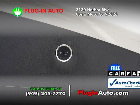 Used 2018 Tesla Model X 75D image 13