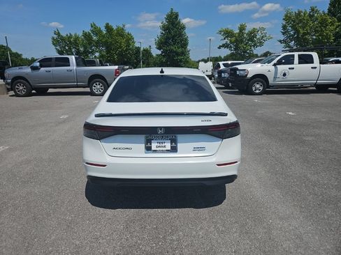 Used 2023 Honda Accord Sport image 6