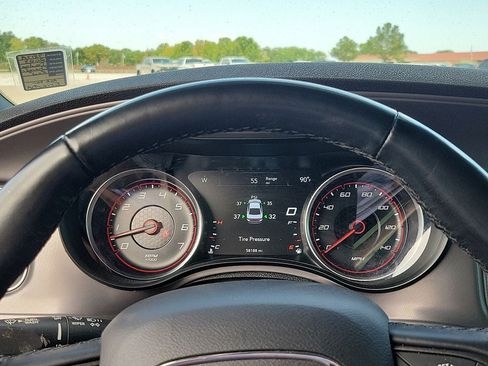 Used 2023 Dodge Charger SXT w/ Cold Weather Package RWD image 18