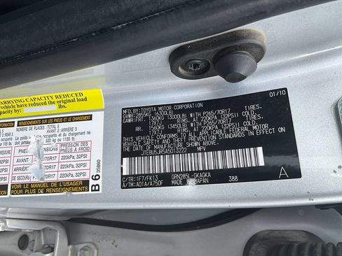 Used 2010 Toyota 4Runner SR5 AWD/4WD image 20