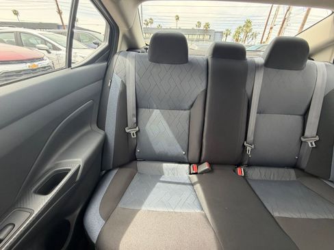 Used 2025 Nissan Versa SV image 37