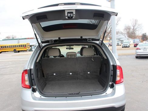 Used 2014 Ford Edge SE image 7