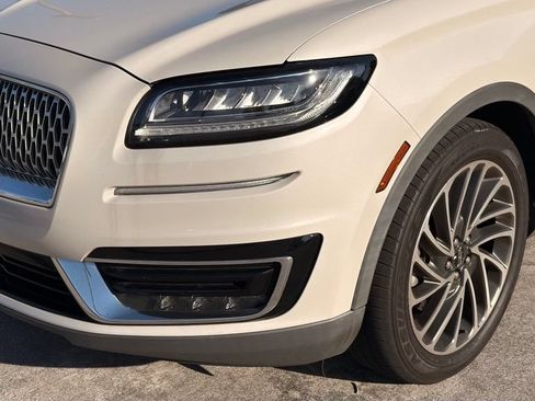 Used 2019 Lincoln Nautilus Reserve FWD image 5