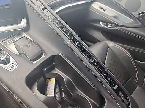 Used 2020 Chevrolet Corvette Stingray Preferred Conv w/ 2LT Preferred Equipment Group RWD image 19