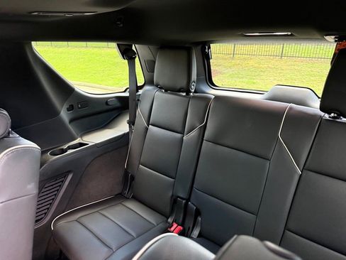 Certified 2024 Cadillac Escalade Premium Luxury w/ Performance Package AWD/4WD image 23