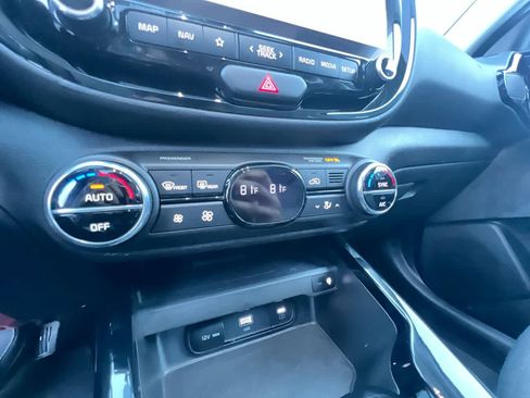 Certified 2024 Kia Soul EX image 19