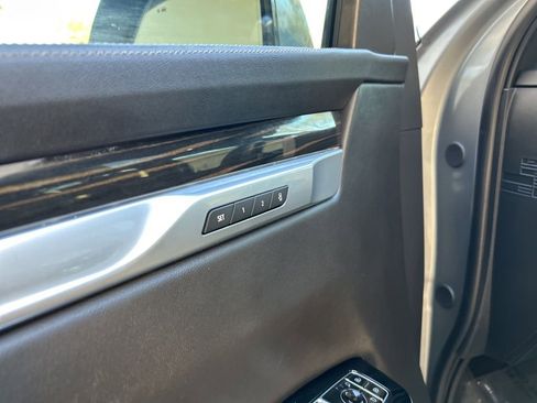 Used 2025 Cadillac Escalade ESV Premium Luxury w/ Touring Package image 52