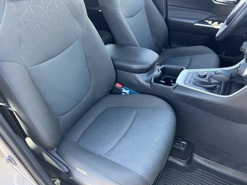 Used 2024 Toyota RAV4 XLE AWD/4WD image 11