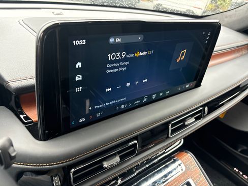 New 2025 Lincoln Aviator Black Label image 21