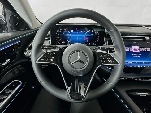New 2026 Mercedes-Benz E 350 4MATIC Sedan image 11