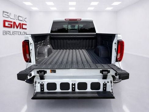 New 2026 GMC Sierra 1500 SLT w/ SLT Premium Package AWD/4WD image 9