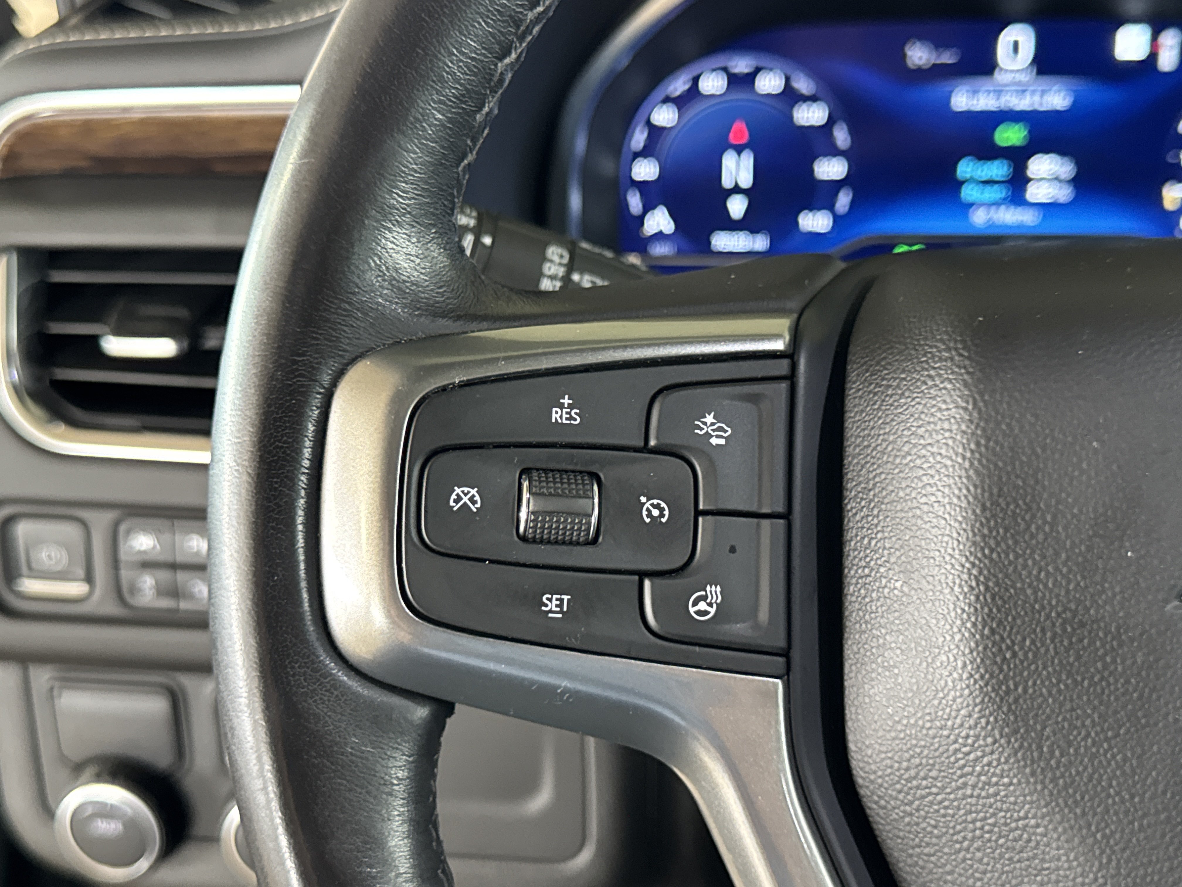 Used 2023 Chevrolet Tahoe Premier RWD image 24
